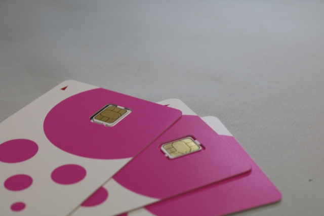 sim カード